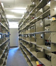 Empty_stacks_(2518828977)_(2)